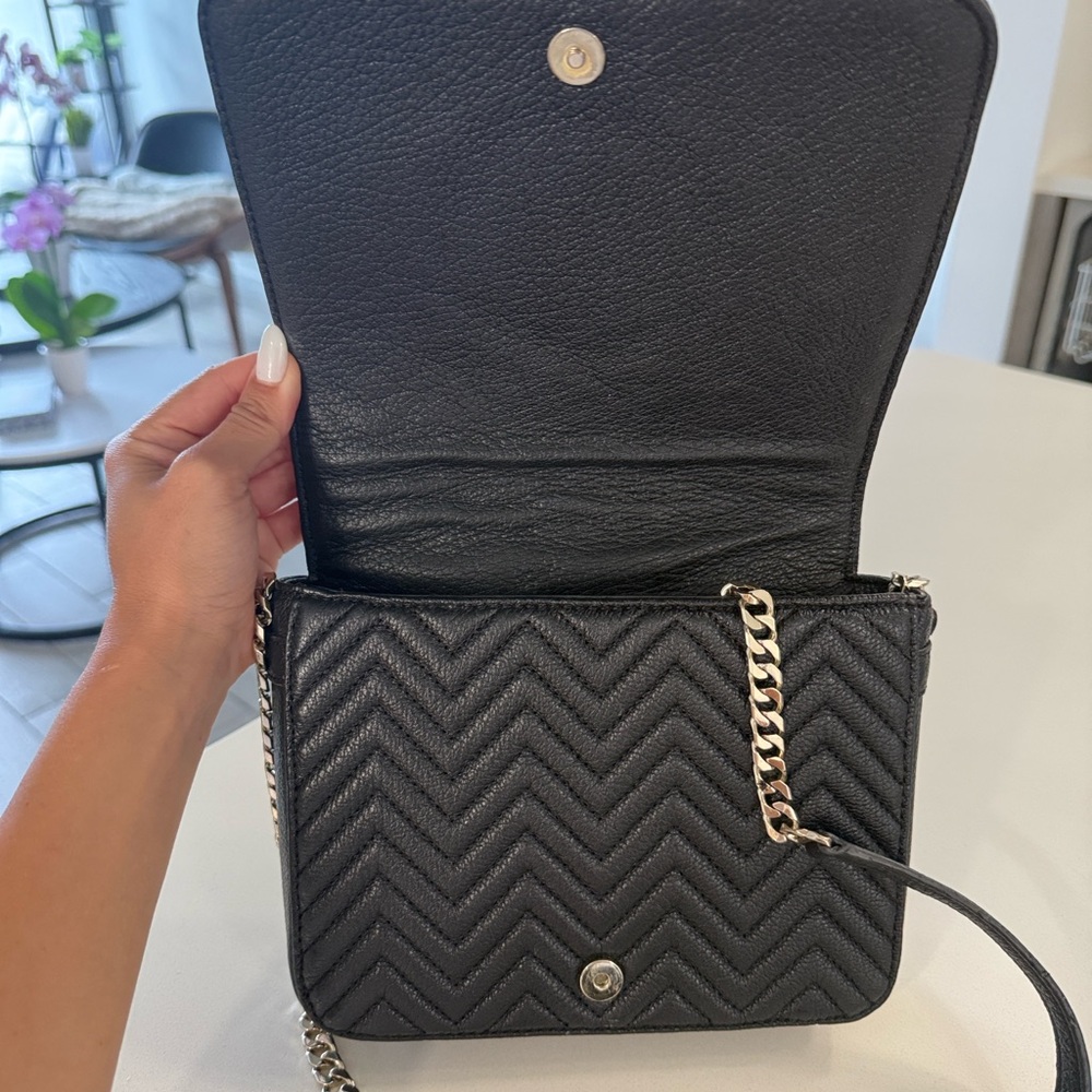 Black Purse - Picture 3 of 3